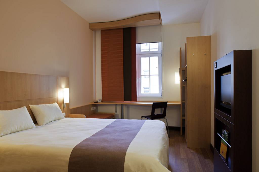 Готель Ibis Констанц Номер фото